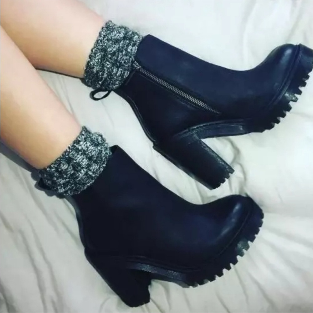 MAGDALENA WOMEN'S LEATHER HEELED CHELSEA BOOTS